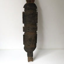 Load image into Gallery viewer, Ancien piquet de tente berbère