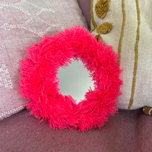 Load image into Gallery viewer, Miroir froufrous | Rose fluo
