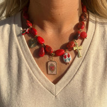 Load image into Gallery viewer, Collier Shams doré en acier inoxydable – vue 3

